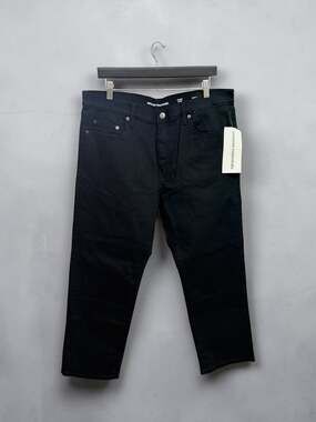 Amazon Essentials Men's Straight-Fit Jeans Black 38W x 28L